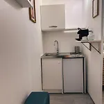 Studio indépendant près de Montmartre